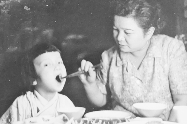 丸く小さな卓袱台の思い出