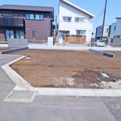 相模原市南区上鶴間本町9丁目　F号棟