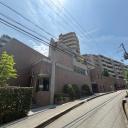 メゾン千里桃山台