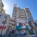 ラミアール鶯谷駅前