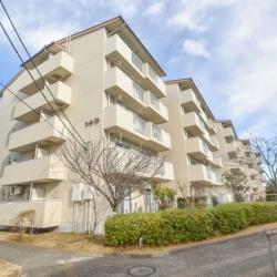 エステート落合5-8-19号棟