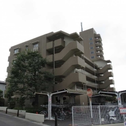 サンライフ東川口