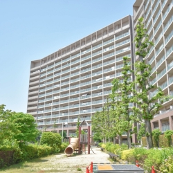 リバティパーク枚方 F棟