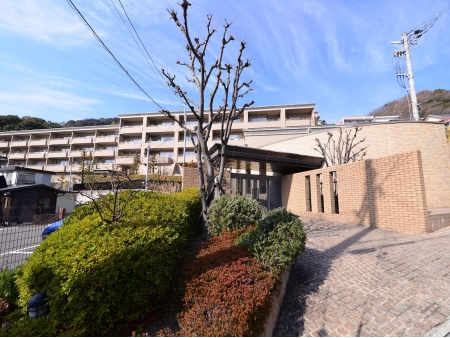 メゾン岡本7丁目