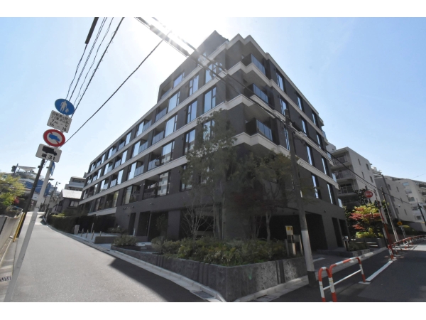 ブランズ神楽坂