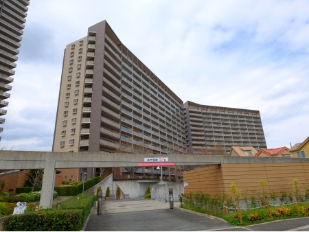 リバティパーク枚方・緑彩の丘F棟・G棟