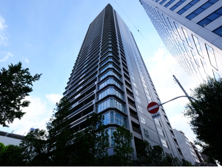 プレミストタワー大阪新町ローレルコート