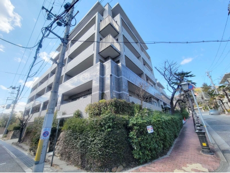 エスリード雲雀丘花屋敷