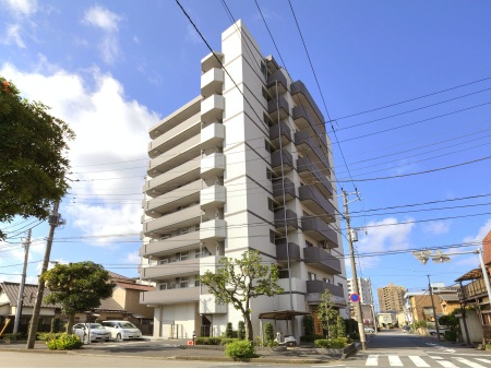 クイーンズレゾン千葉県庁前