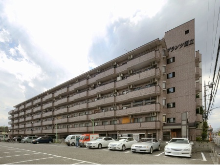 グランツ国立