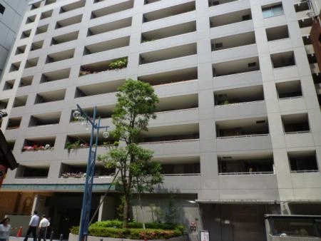 ライオンズステージ関内メダリオン