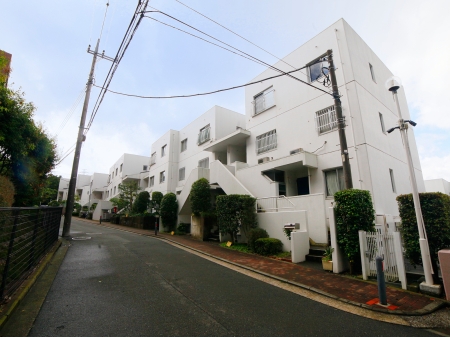 メガロン戸塚日限山