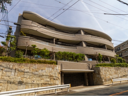 グランドメゾン楽園町