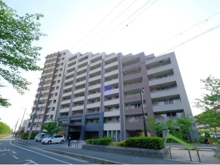 ステイツグラン吹田垂水町