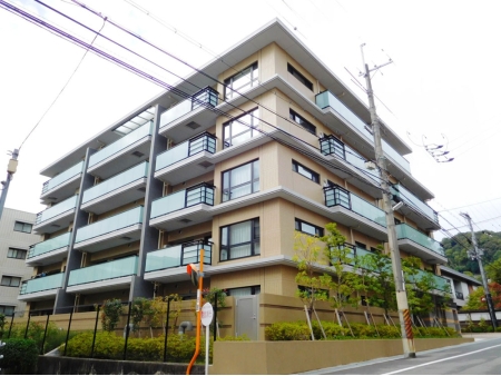 ユニハイムエクシア池田城山