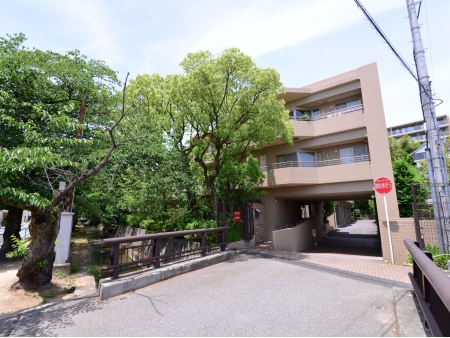 メゾン苦楽園桜町