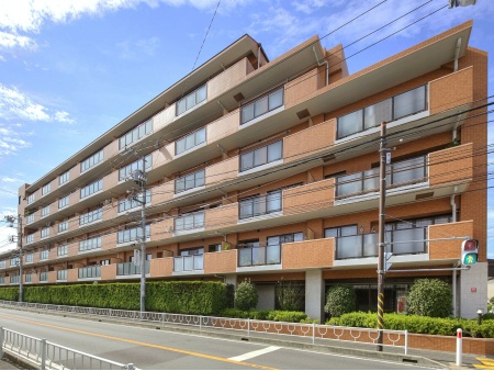 ハイホーム東林間
