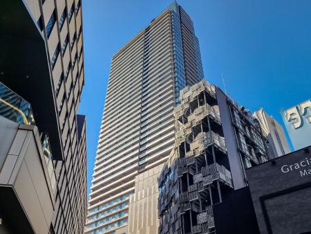 ザ・ヨコハマフロントタワー