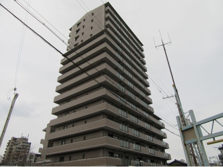 ディオレ江坂
