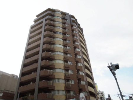 グランシティオ心斎橋EAST