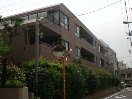 ライオンズガーデン明大前