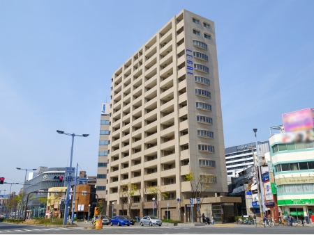 リーガル福島駅前