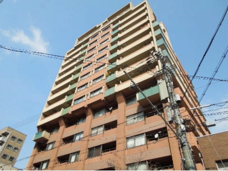 ファミール心斎橋イースト