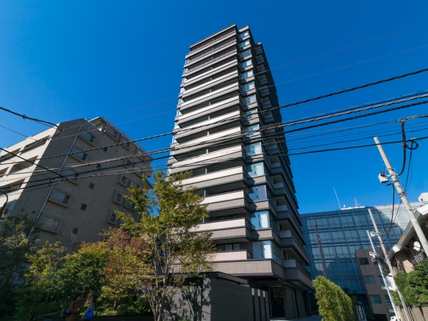 ブランズ六番町