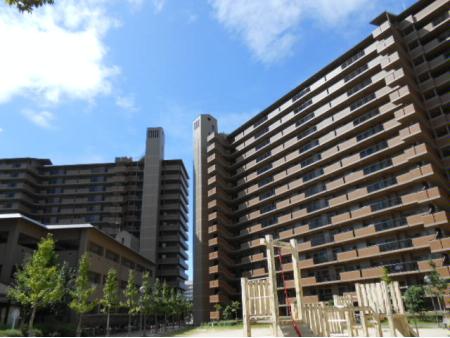 四季彩都いちょう館