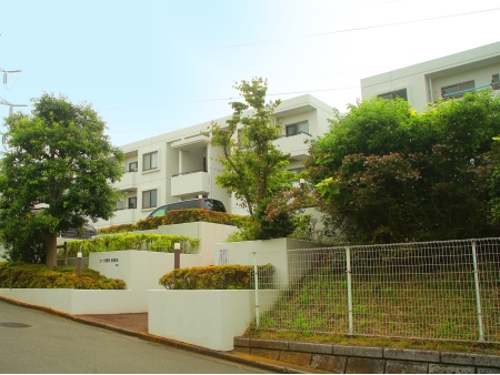 コープ野村港南台