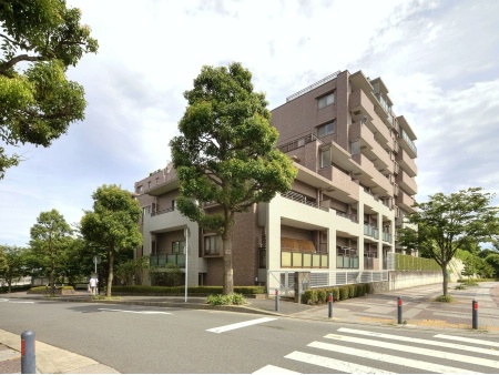 ヴィルヌーブガーデンズ東戸塚アイビーガーデン