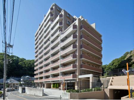 日神パレステージ横須賀田浦