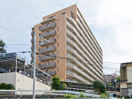 ローレルコート座間谷戸山公園