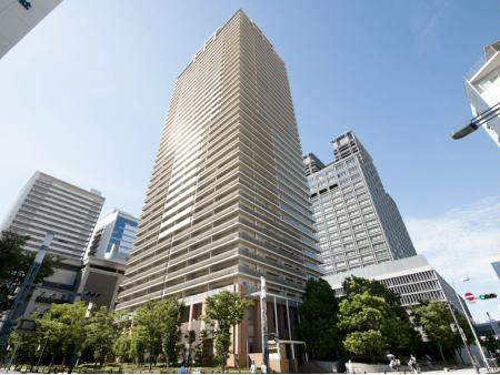 ローレルタワー難波