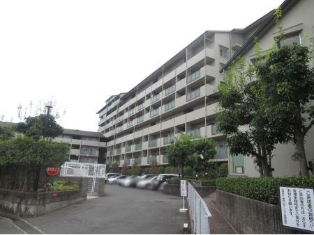 日商岩井千里桃山台マンション