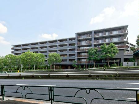 ライオンズ多摩センター翠彩の杜