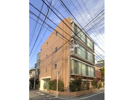 ラグジュアリーアパートメント若林CQ