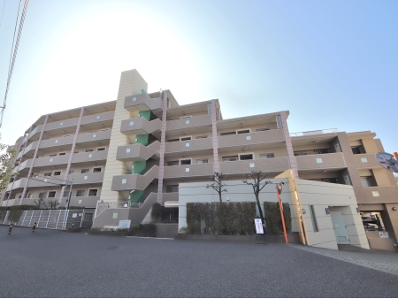 ヴィナロス横濱中田カレンティーナ