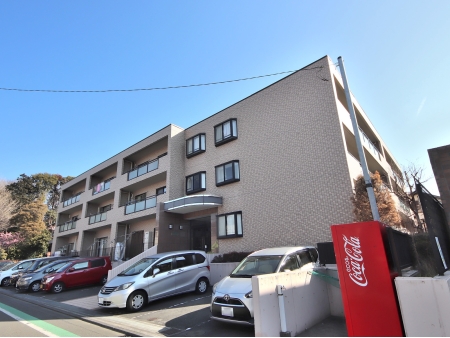 サングレイス横浜中田
