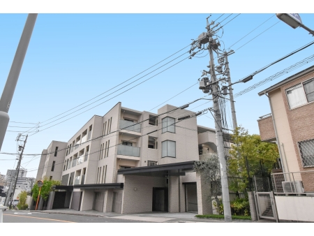 プレミスト名東亀の井ヒルズ