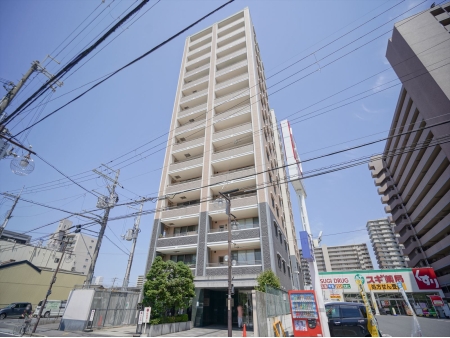 ルネ石山センタープレイス