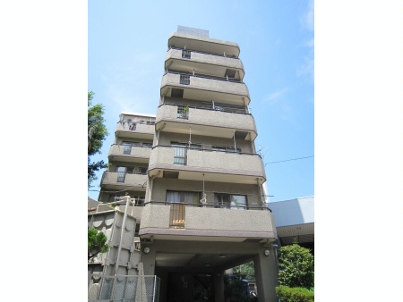 セザール富岡