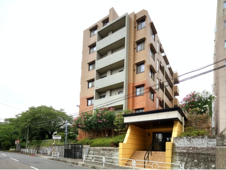 サングレイス新杉田