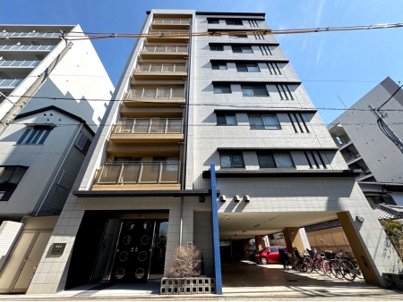 ネバーランド住吉大社駅前