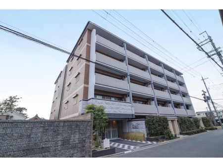 プレサンス京大前