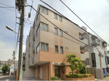 イトーピア神宮外苑エストゥディオ