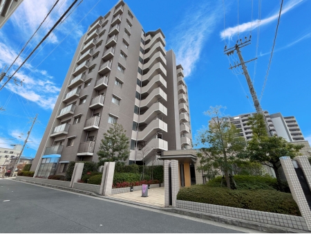 ロイヤルアーク津田駅前 ルナ棟