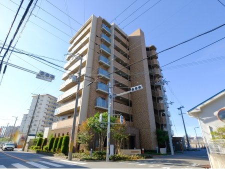 ロイヤルアーク相川