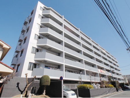 クレッセント十日市場
