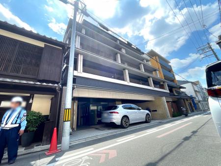 グランリソシエ御所南夷町